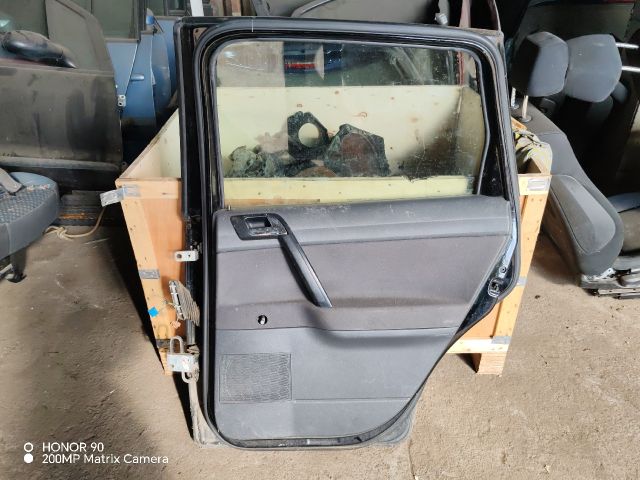 bontott VW POLO IV Jobb hátsó Ajtó (Részeivel)