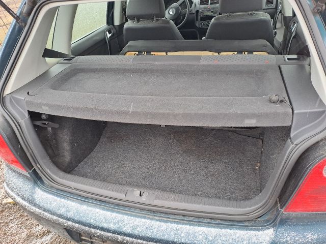 bontott VW POLO IV Jobb hátsó Ajtó (Üres lemez)