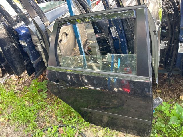 bontott VW POLO IV Jobb hátsó Ajtó (Üres lemez)