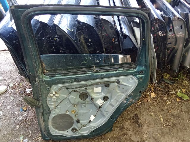bontott VW POLO IV Jobb hátsó Ajtó (Üres lemez)