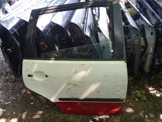 bontott VW POLO IV Jobb hátsó Ajtó (Üres lemez)