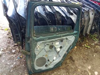 bontott VW POLO IV Jobb hátsó Ajtó (Üres lemez)