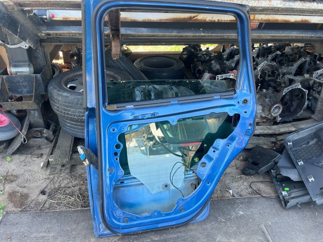 bontott VW POLO IV Jobb hátsó Ajtó (Üres lemez)