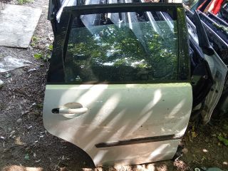 bontott VW POLO IV Jobb hátsó Ajtó (Üres lemez)