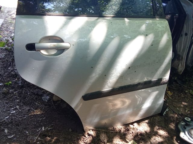 bontott VW POLO IV Jobb hátsó Ajtó (Üres lemez)