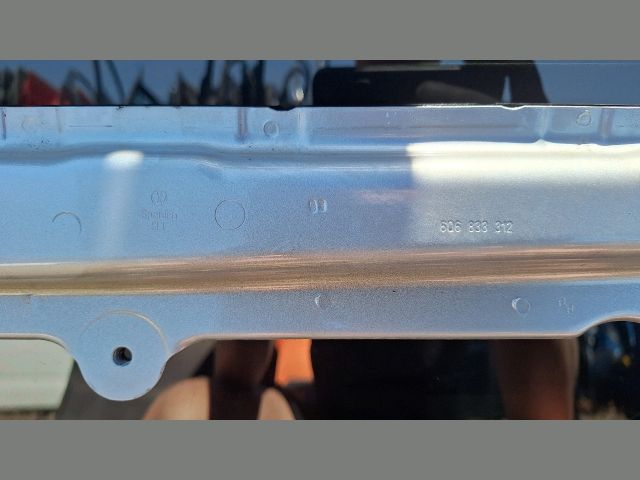 bontott VW POLO IV Jobb hátsó Ajtó (Üres lemez)