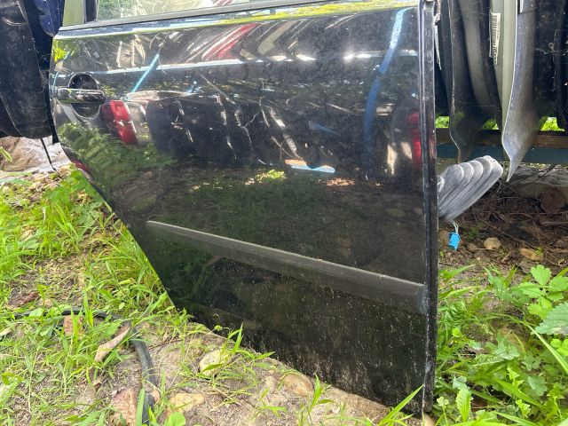 bontott VW POLO IV Jobb hátsó Ajtó (Üres lemez)