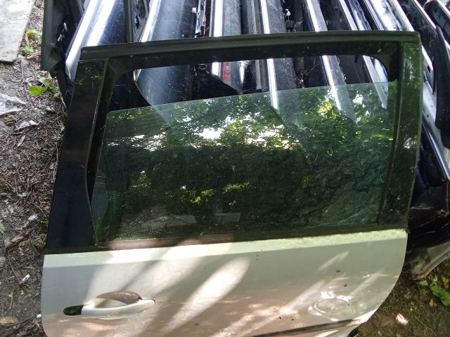 bontott VW POLO IV Jobb hátsó Ajtó (Üres lemez)