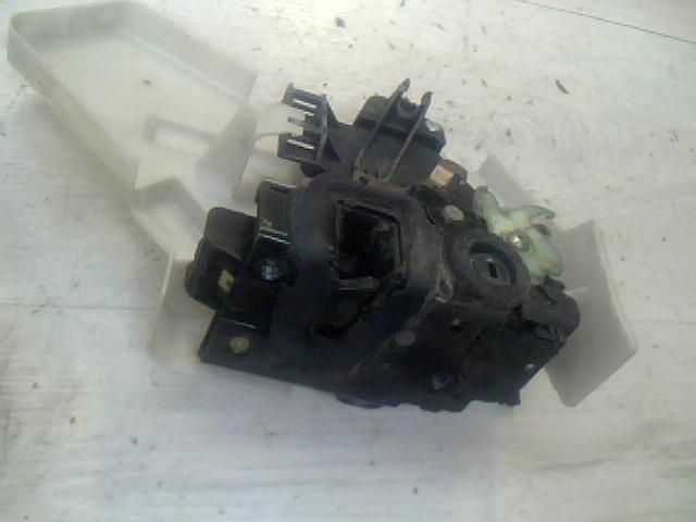 bontott VW POLO IV Jobb hátsó Ajtózár