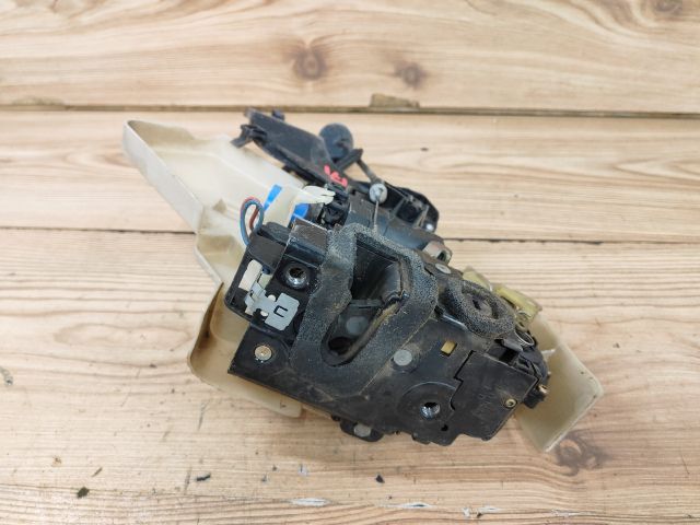 bontott VW POLO IV Jobb hátsó Ajtózár