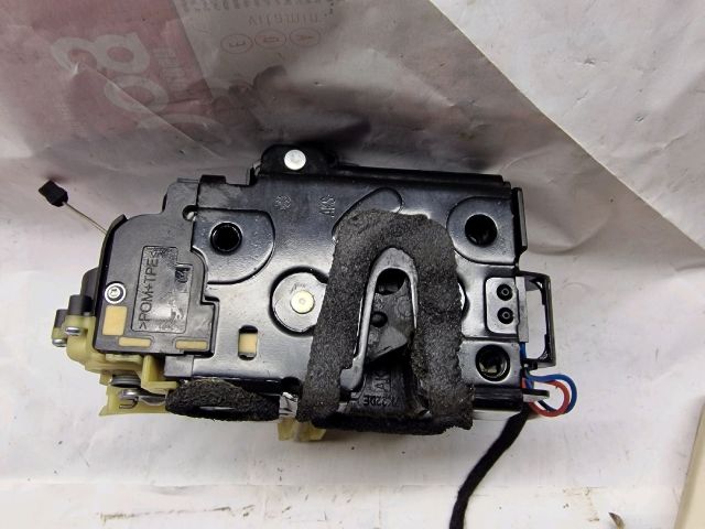 bontott VW POLO IV Jobb hátsó Ajtózár