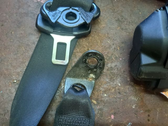 bontott VW POLO IV Jobb hátsó Biztonsági Öv