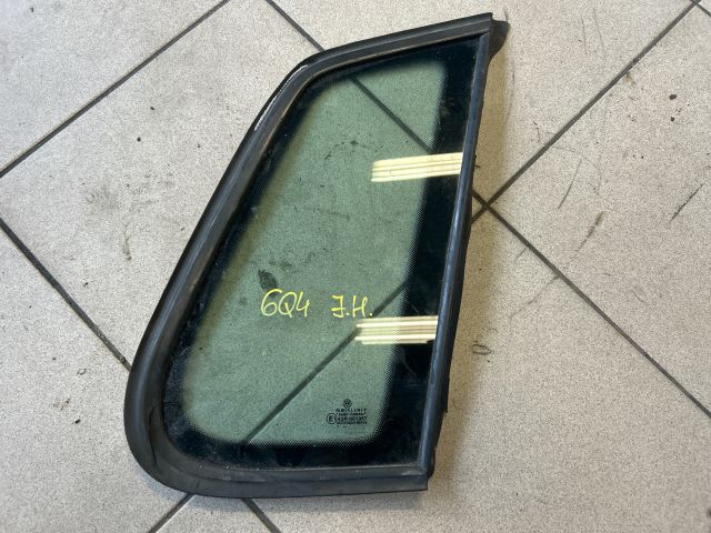 bontott VW POLO IV Jobb hátsó Fixüveg (Ajtóban)