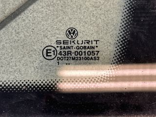 bontott VW POLO IV Jobb hátsó Fixüveg (Ajtóban)