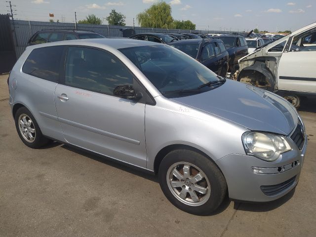 bontott VW POLO IV Jobb hátsó Gólyaláb (Lengécsillapító, Rugó)