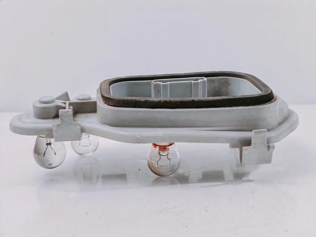 bontott VW POLO IV Jobb Hátsó Lámpa Foglalat