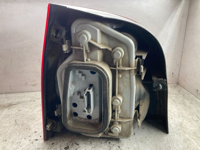 bontott VW POLO IV Jobb Hátsó Lámpa