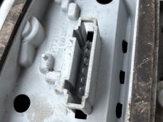 bontott VW POLO IV Jobb Hátsó Lámpa