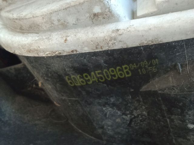 bontott VW POLO IV Jobb Hátsó Lámpa