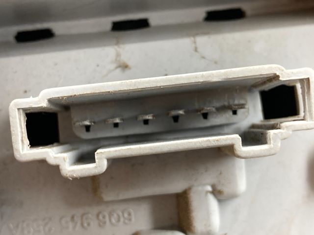 bontott VW POLO IV Jobb Hátsó Lámpa