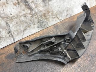 bontott VW POLO IV Jobb hátsó Lökhárító Tartó (Műanyag)