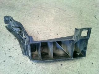 bontott VW POLO IV Jobb hátsó Lökhárító Tartó (Műanyag)