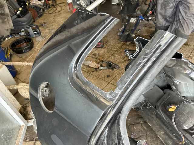 bontott VW POLO IV Jobb hátsó Negyed Karosszéria Csomag