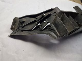 bontott VW POLO IV Jobb hátsó Oldal Lökhárító Tartó (Műanyag)