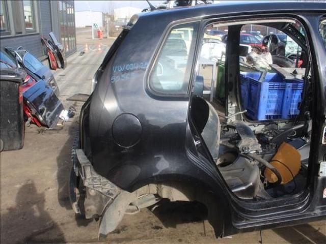 bontott VW POLO IV Jobb hátsó Sárvédő