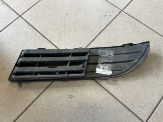 bontott VW POLO IV Jobb Ködlámpa Rács