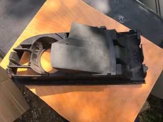 bontott VW POLO IV Jobb Ködlámpa Rács