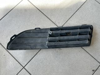 bontott VW POLO IV Jobb Ködlámpa Rács