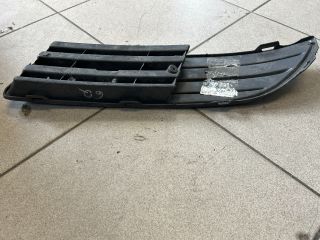 bontott VW POLO IV Jobb Ködlámpa Rács