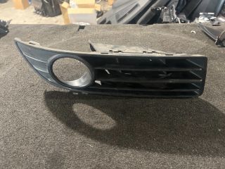bontott VW POLO IV Jobb Ködlámpa Rács