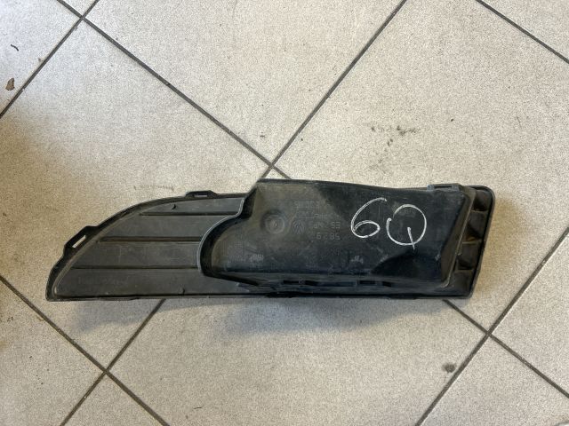 bontott VW POLO IV Jobb Ködlámpa Rács