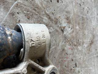 bontott VW POLO IV Jobb Lengőkar Tartó