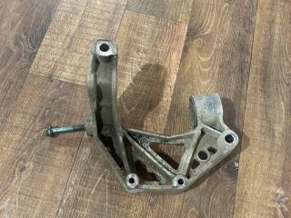 bontott VW POLO IV Jobb Lengőkar Tartó