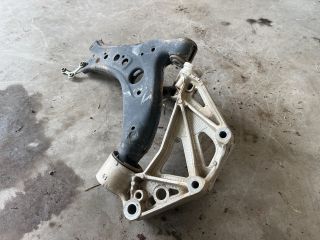 bontott VW POLO IV Jobb Lengőkar Tartó