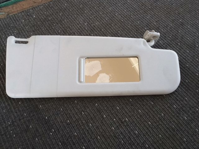 bontott VW POLO IV Jobb Napellenző