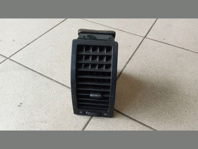 bontott VW POLO IV Jobb Szellőző