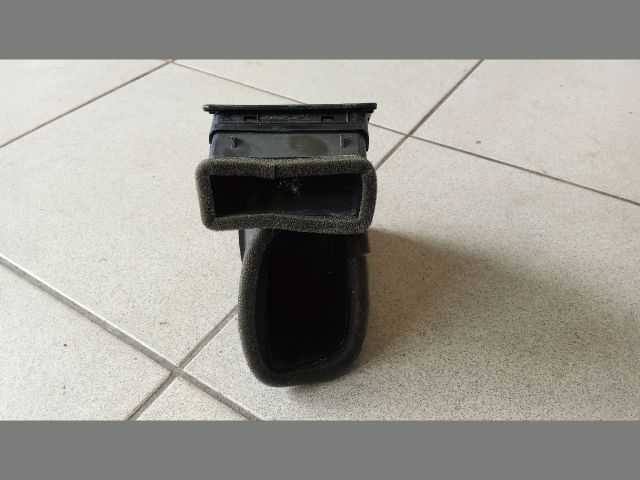 bontott VW POLO IV Jobb Szellőző