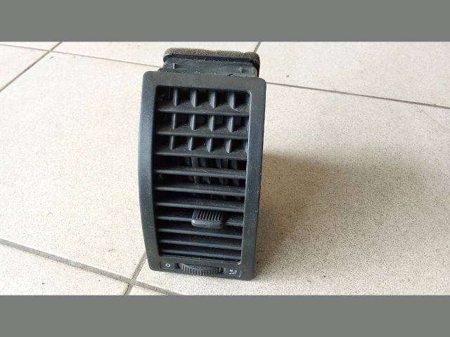 bontott VW POLO IV Jobb Szellőző