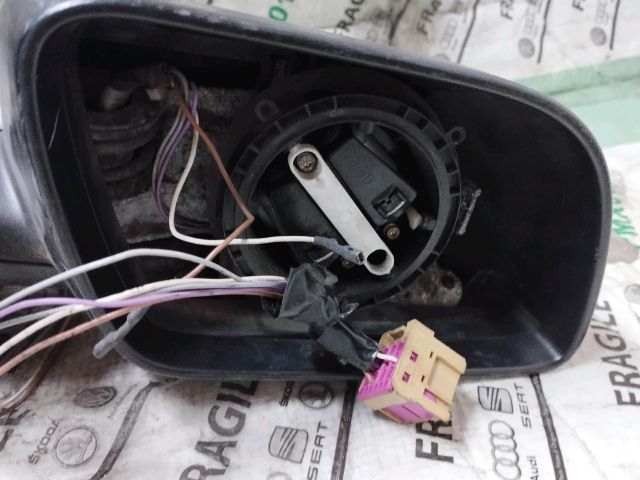 bontott VW POLO IV Jobb Visszapillantó Tükör (Elektromos)