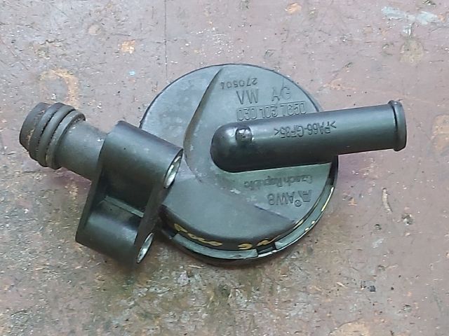 bontott VW POLO IV Kartergáz Visszavezető Ház