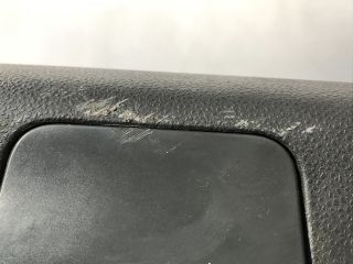 bontott VW POLO IV Kesztyűtartó