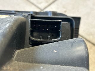 bontott VW POLO IV Kesztyűtartó