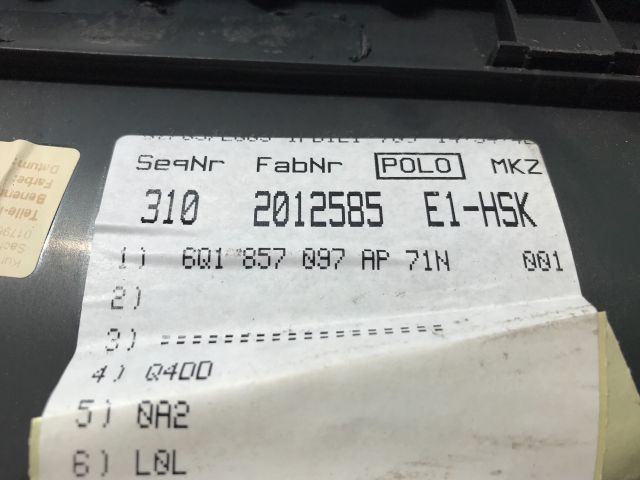 bontott VW POLO IV Kesztyűtartó