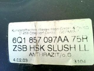 bontott VW POLO IV Kesztyűtartó