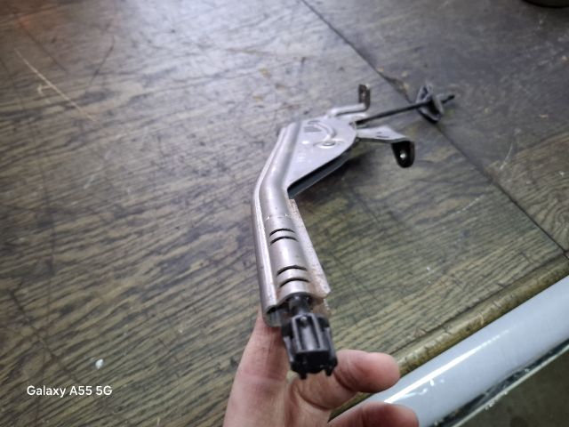 bontott VW POLO IV Kézifék Kar