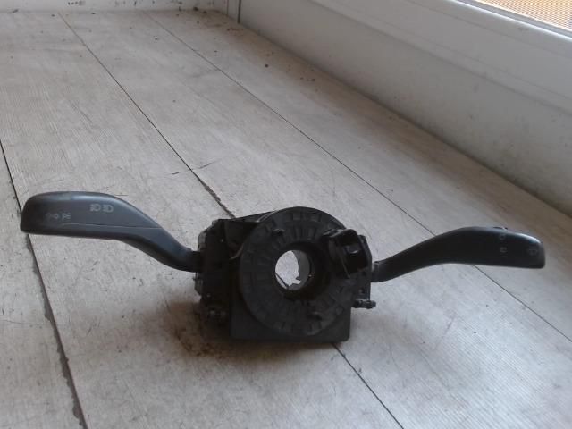 bontott VW POLO IV Komplett Kormánykapcsoló (Bajuszkapcsoló)